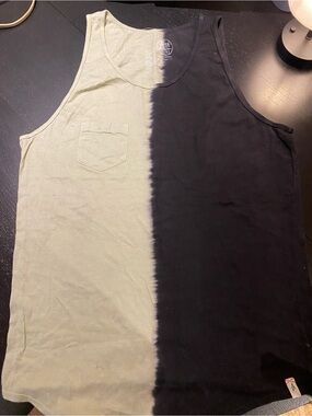 Altamont Two-Tone Tank Top in Black & Light Olive